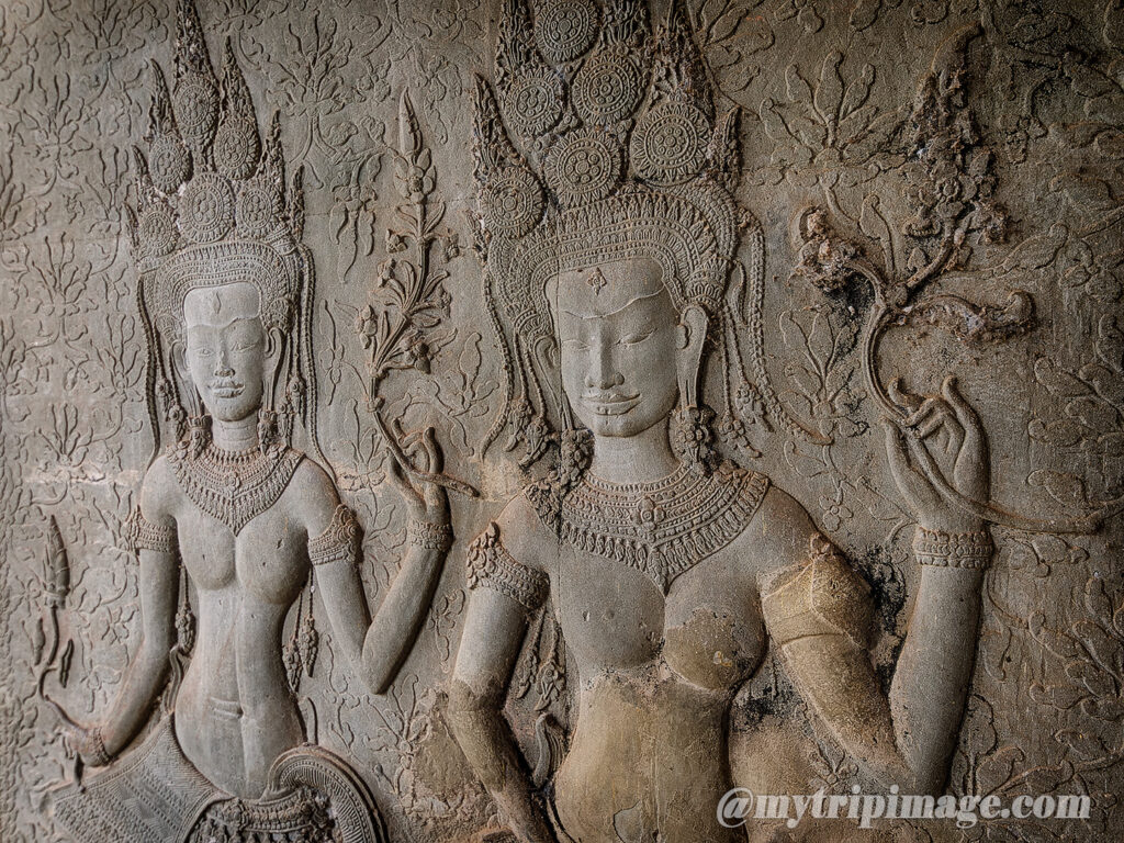 Devatas at Angkor Wat (2)