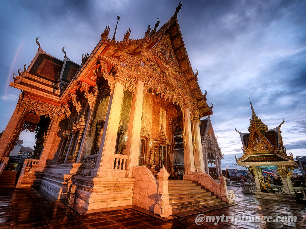 Wat Hua Lamphong in the evening (3)