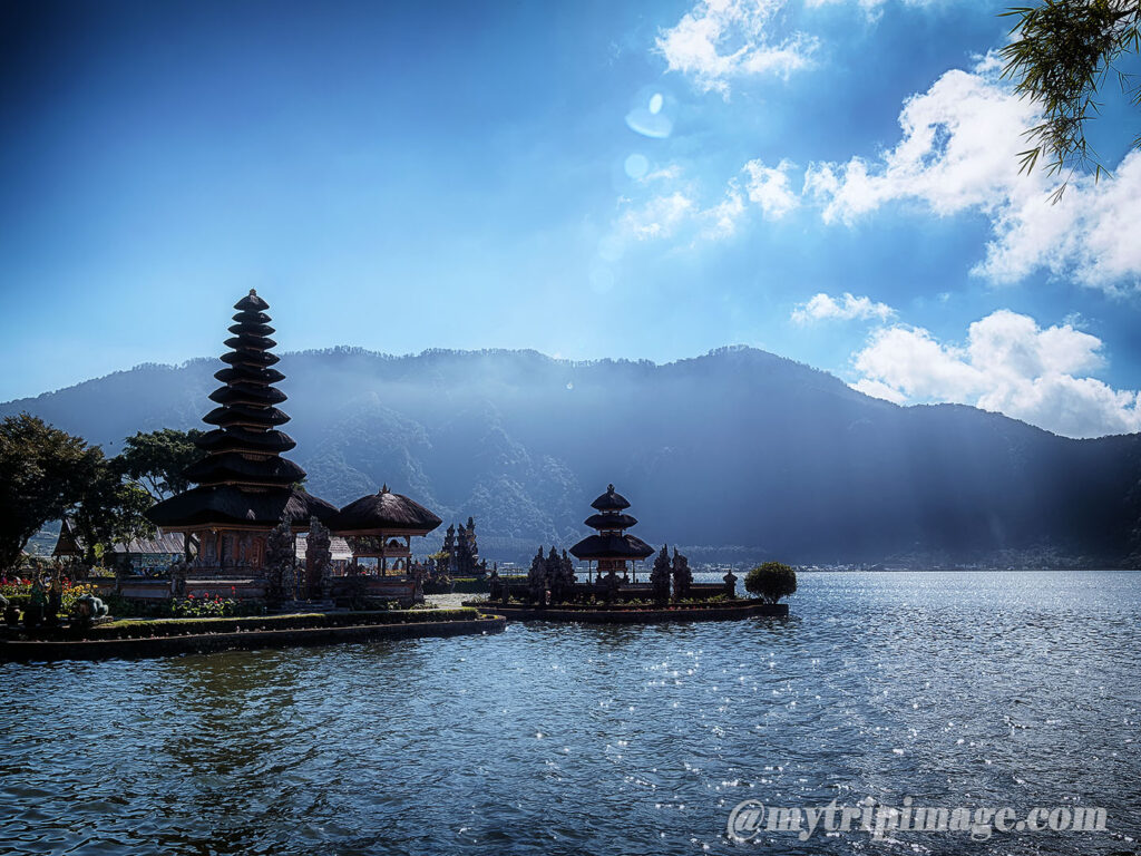 Ulun Danu Beratan Temple (2)