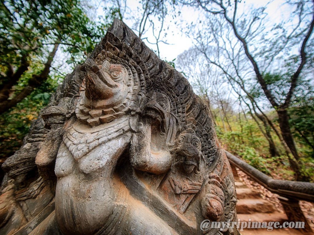 Phnom Banan Temple (2)