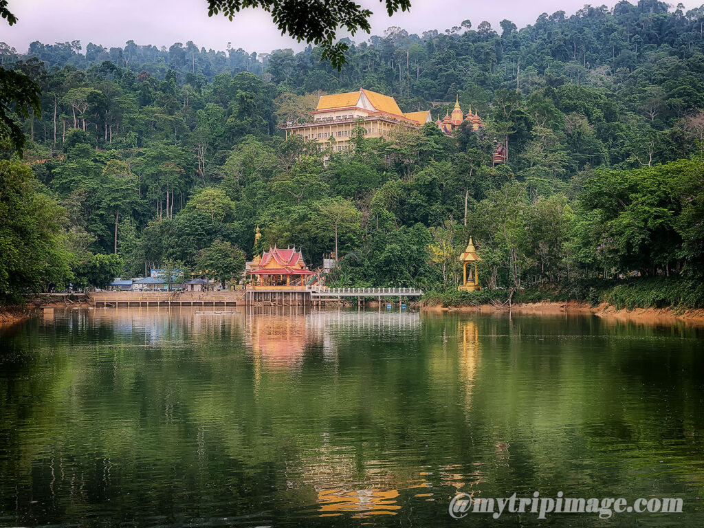 Wat Khao Sukim (1)
