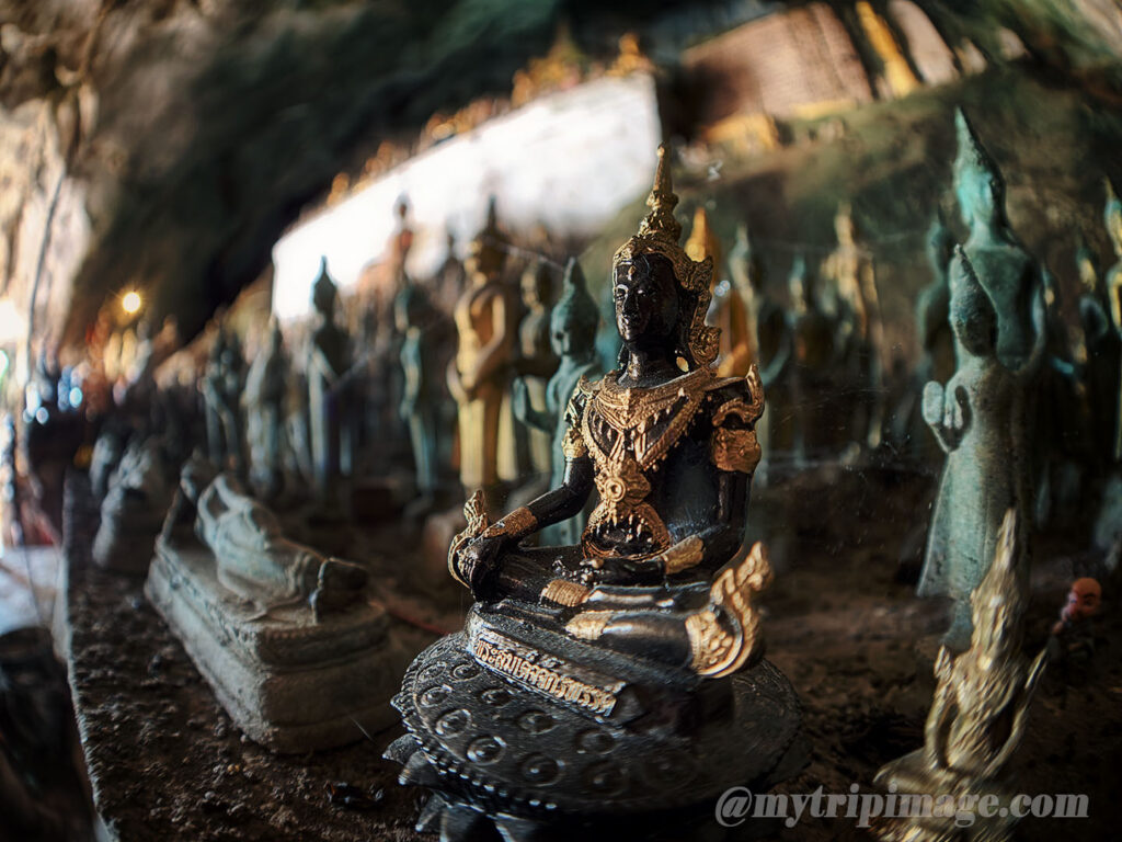 Lower Cave of Pak Ou Caves (6)
