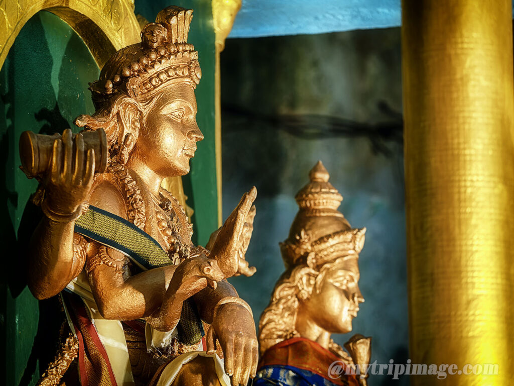 Batu Caves (11)